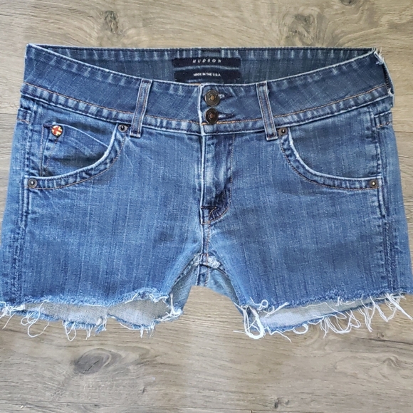 Vintage Hudson Jeans Cut off Shorts - Picture 7 of 12
